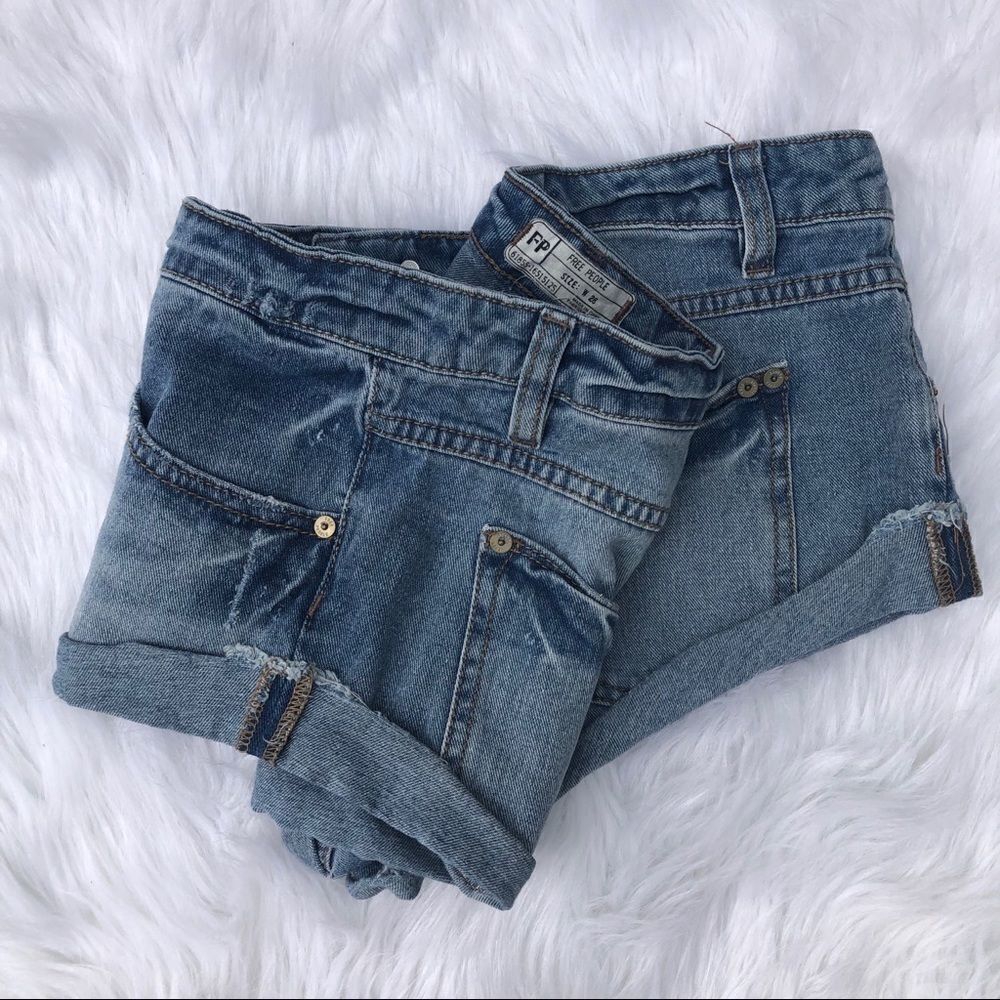 Free People Irreplaceable Distressed Cutoff Shorts - Picture 6 of 7